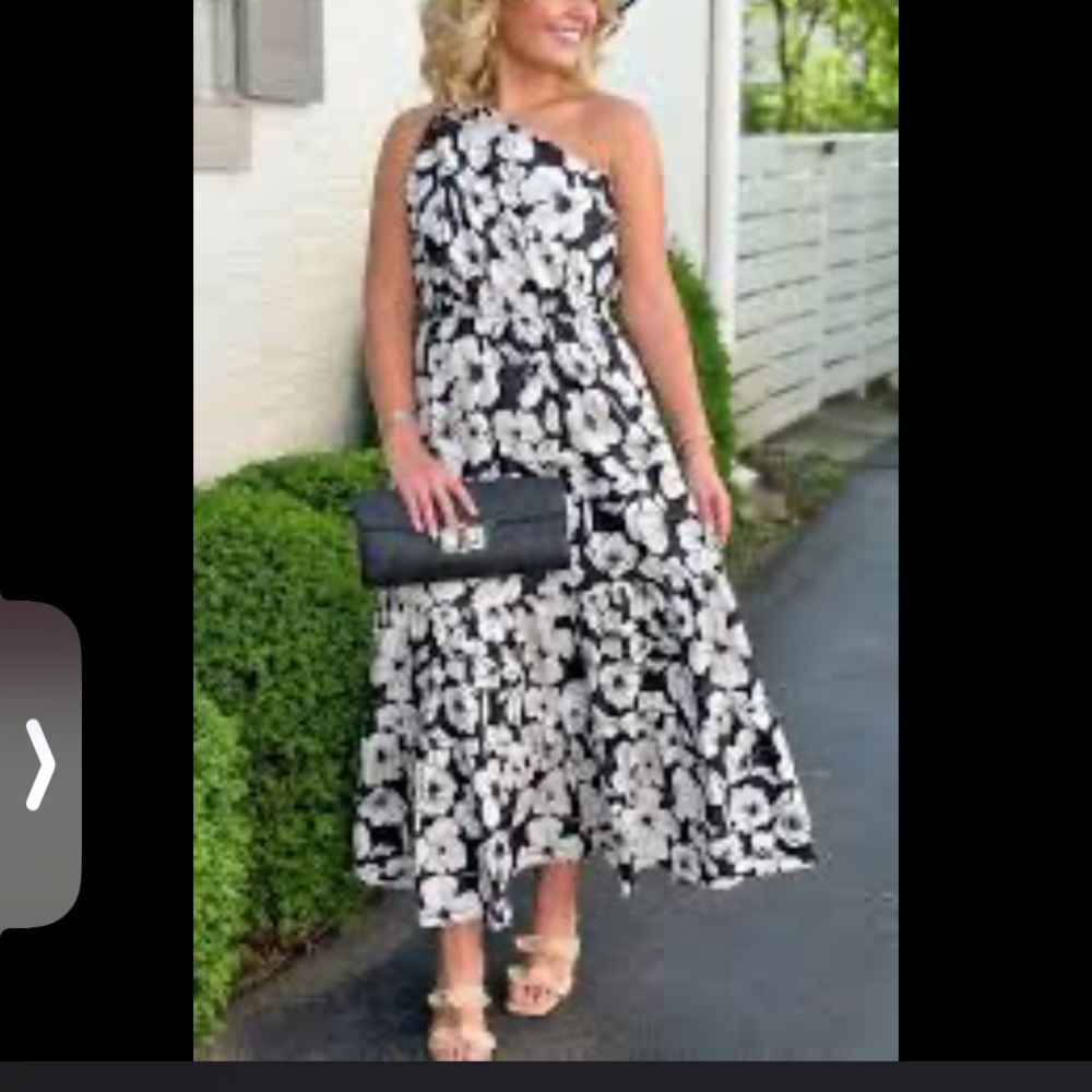English Factory One Shoulder Floral Dress in Black and White S